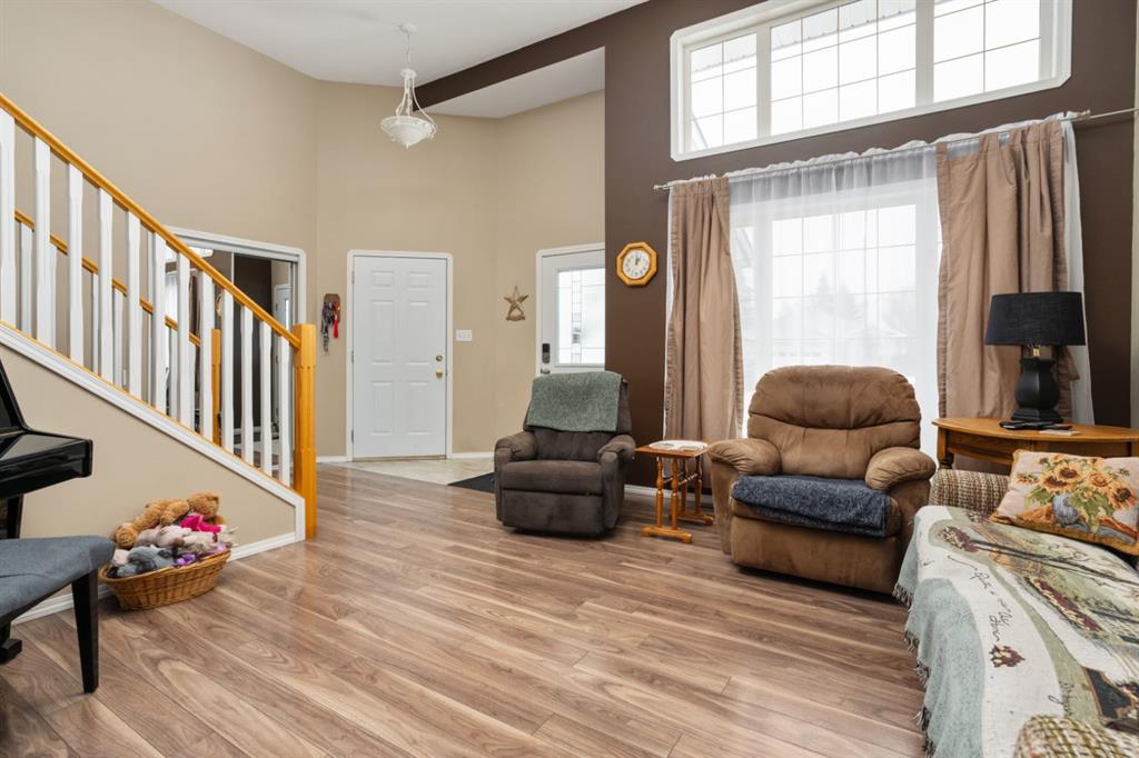 Picture for 132 Edgewood Close 