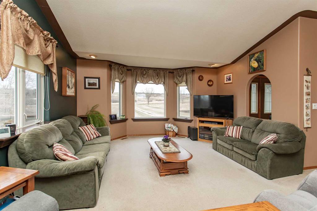 Picture for 39515 Range Road 254  