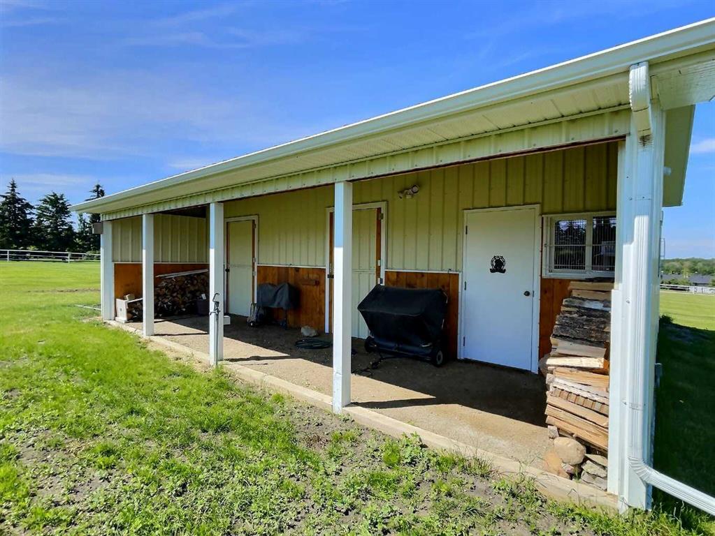 Picture for 201B - 1271, 392 Township Road 