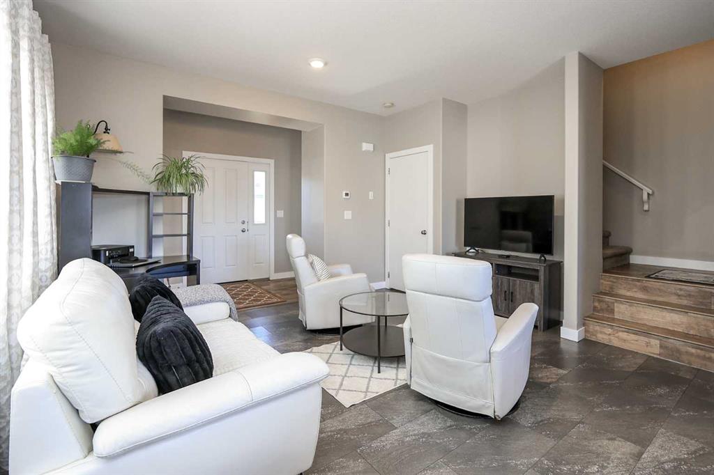 Picture for 129 Ava Crescent 