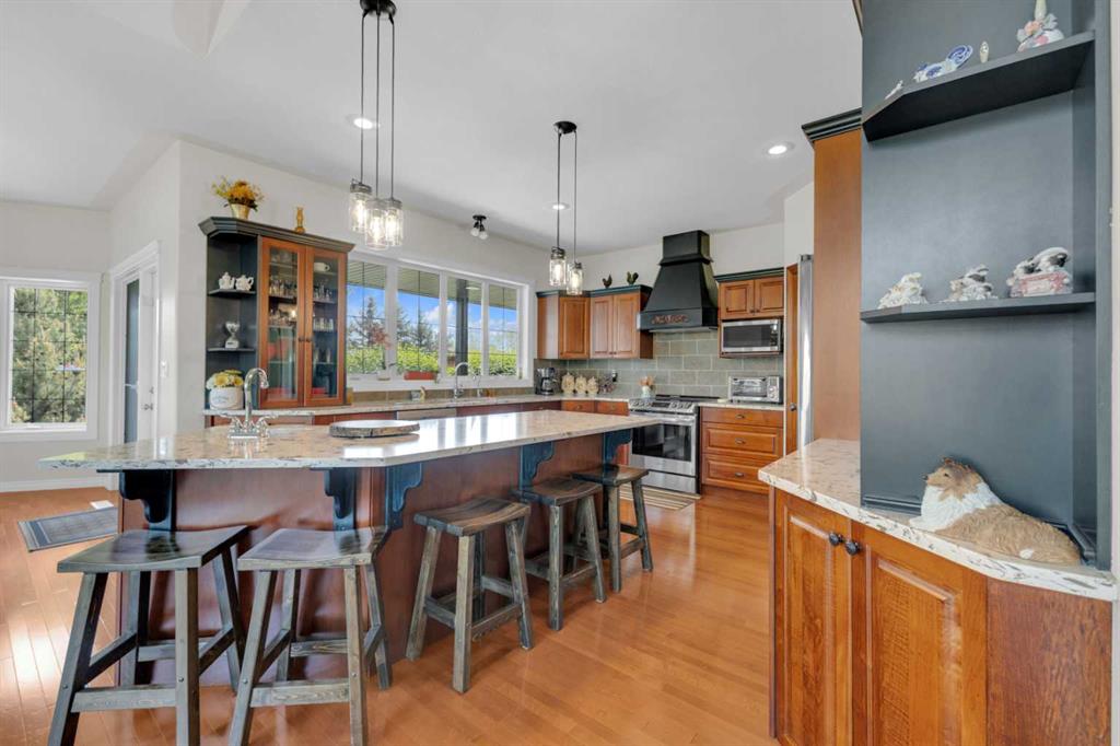 Picture for 5, 421047 Range Road 24  