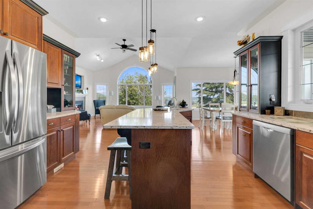 Picture for 5, 421047 Range Road 24  