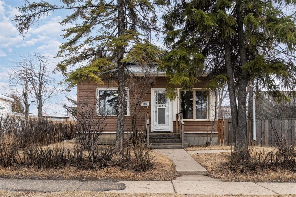 Picture for 5015 52A Street 