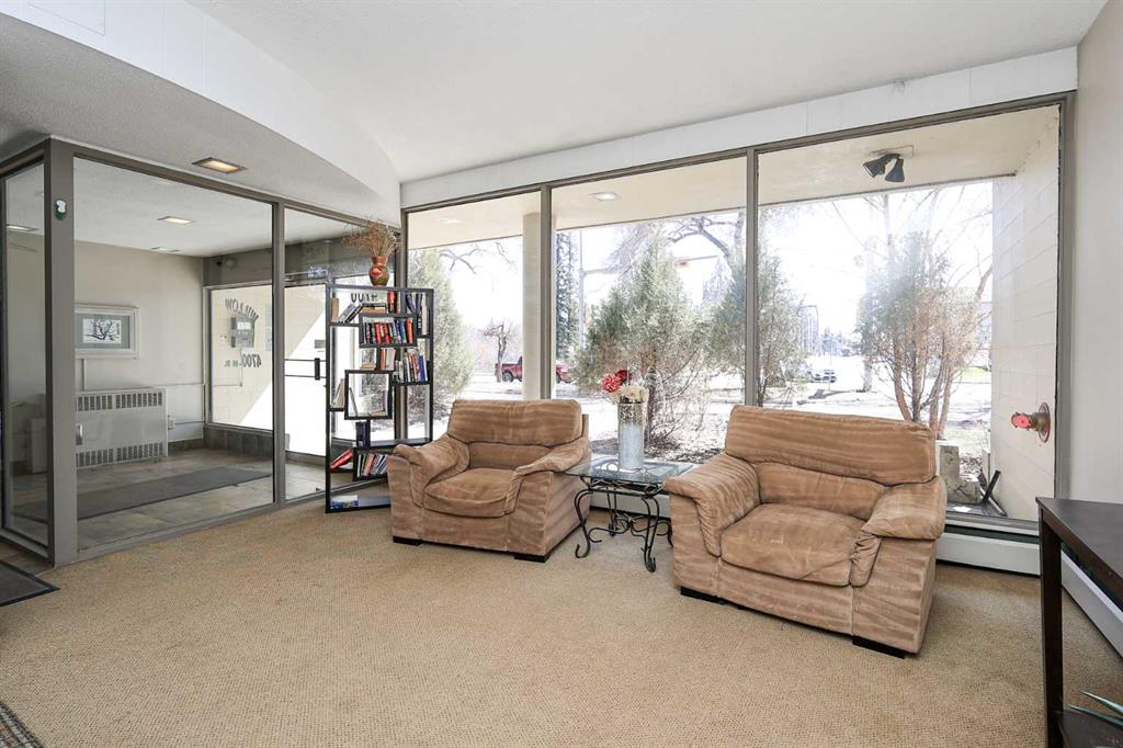 Picture for 308, 4700 55 Street 