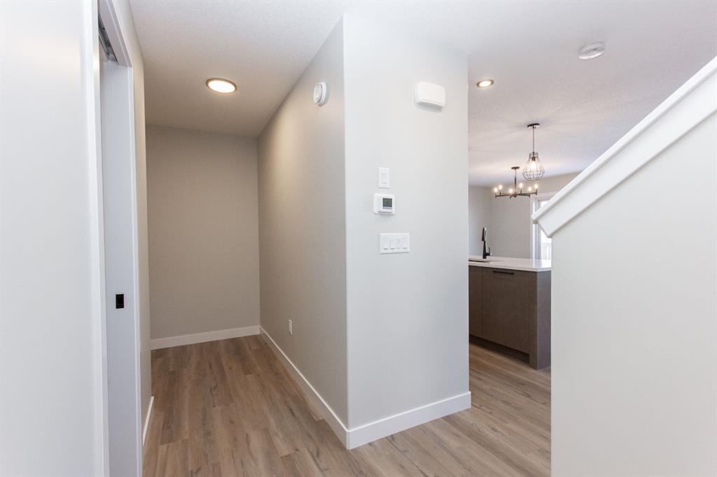 Picture for 655 Robinson Avenue 