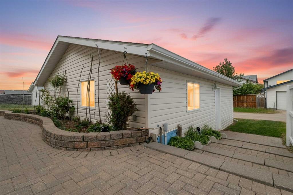 Picture for 131 Deschner Close 