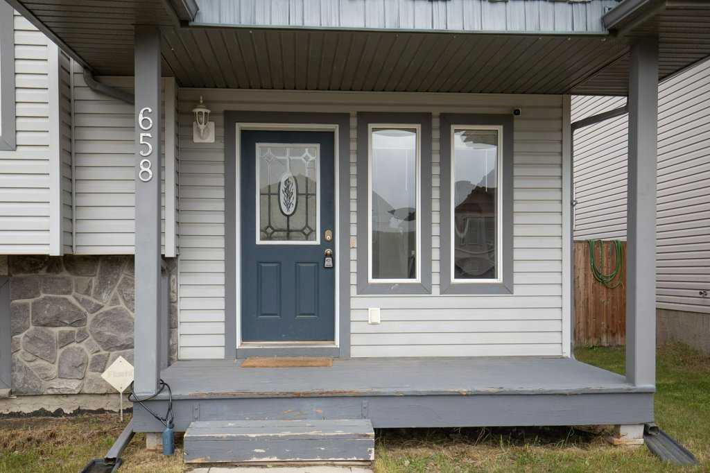 Picture for 658 Red Oak Close 