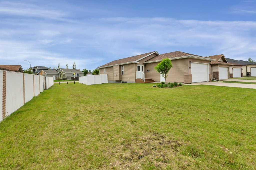 Picture for 12 Oswald Close 