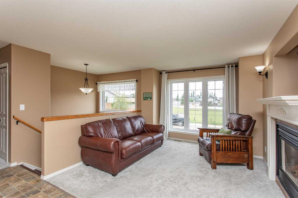 Picture for 74 Pine Crescent 