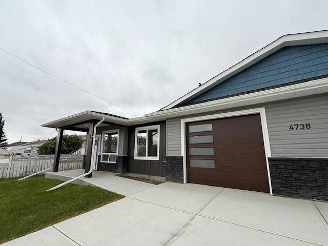 Picture for #3, 4738 49A Avenue 
