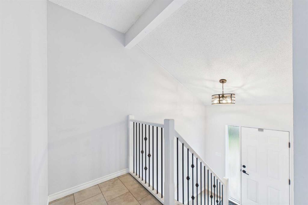 Picture for 32 Whiteside Crescent 