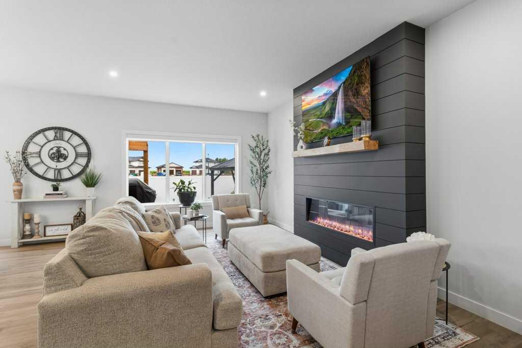 Picture for 58 Bardwell Way 