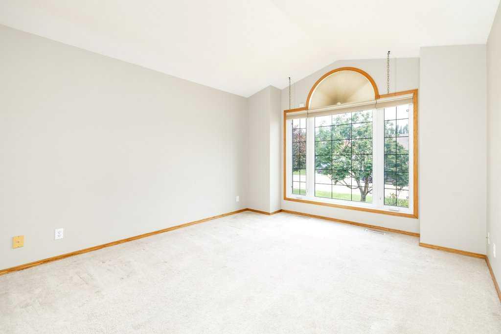 Picture for 6 Densmore Crescent 