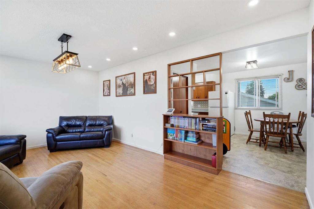 Picture for 22 Fir Street 