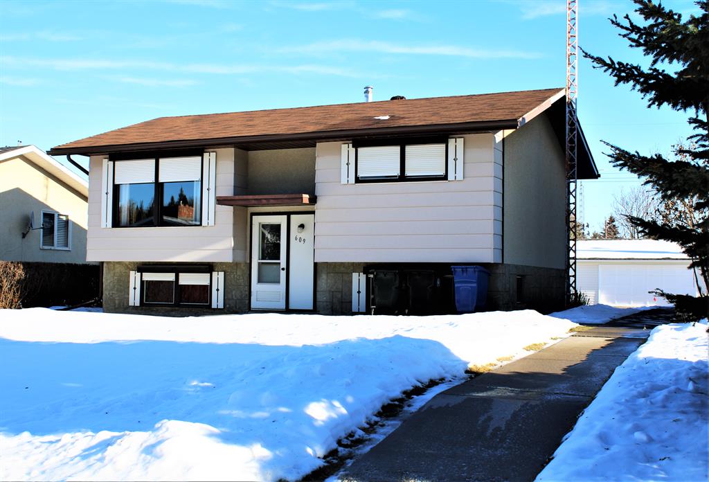CIR Realty Sundre/AB ' 34043 Range road 45 , Sundre, 0226 ,T0M1X0