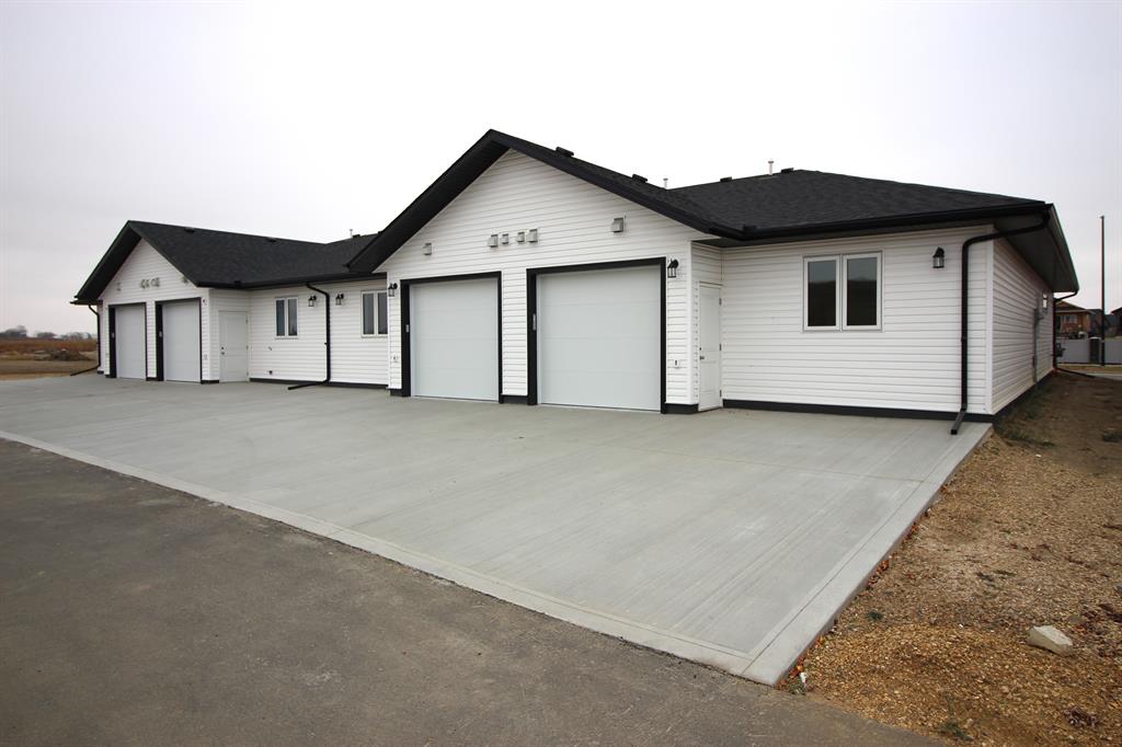      6103 Valleyview Drive , Camrose, 0048,T4V 5J8 ;  Listing Number: MLS A2008314