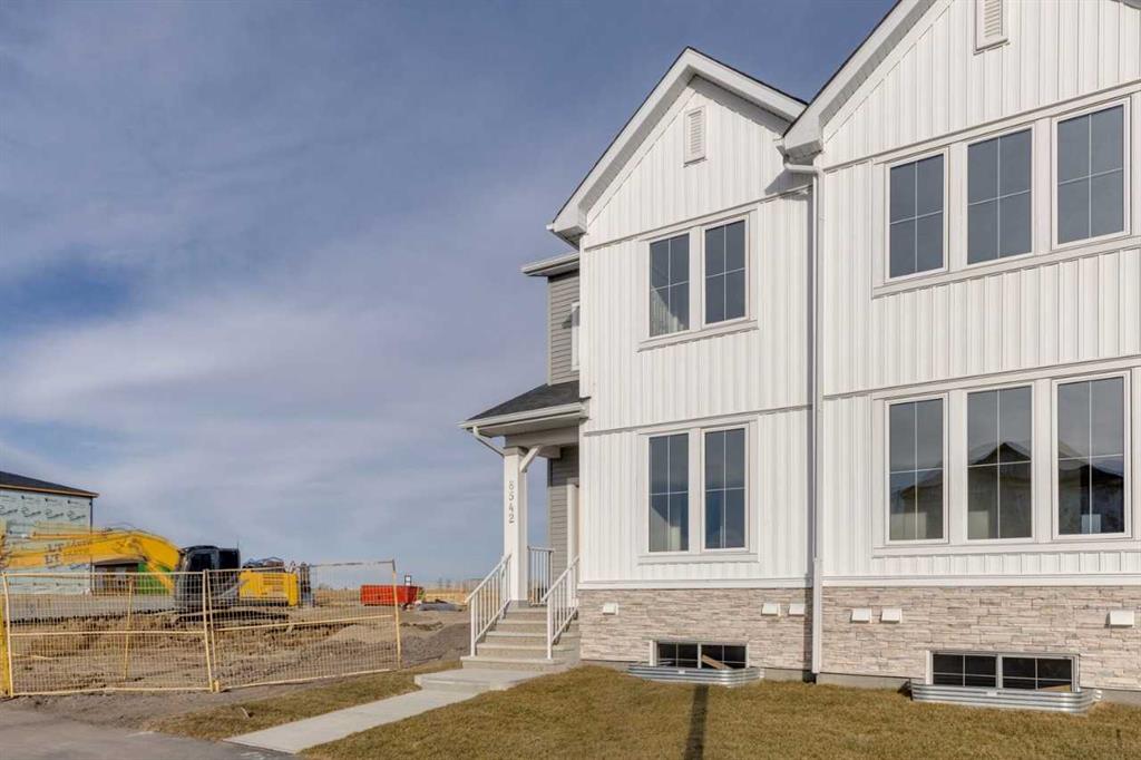 Picture for 8546 Huxbury Drive NE