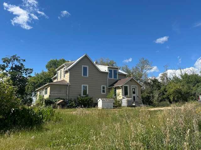 Picture for 40033 Range Road 202  