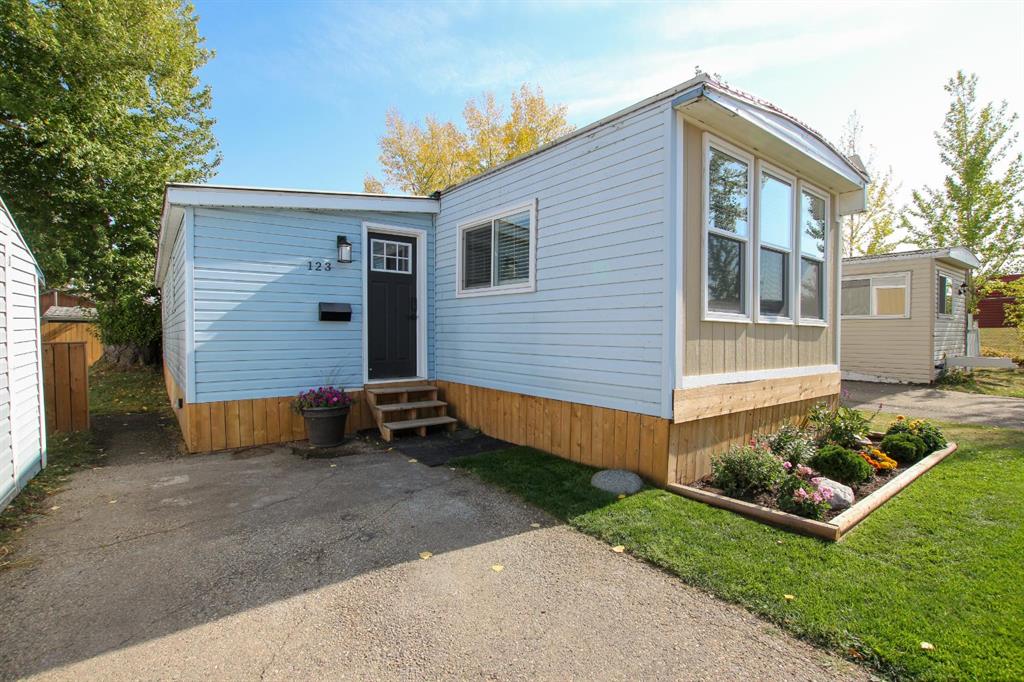 Picture for 123, 6834 59 Avenue 