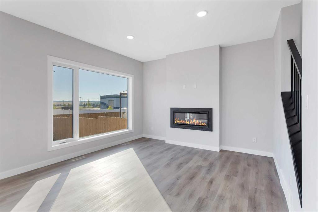 Picture for 122 Norseman Close  https://www.cirrealty.ca/reb/cara/4/A2262574_23.jpg