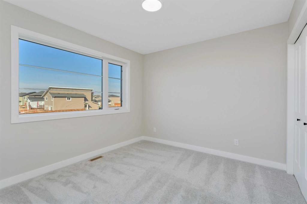 Picture for 122 Norseman Close  https://www.cirrealty.ca/reb/cara/4/A2262574_36.jpg
