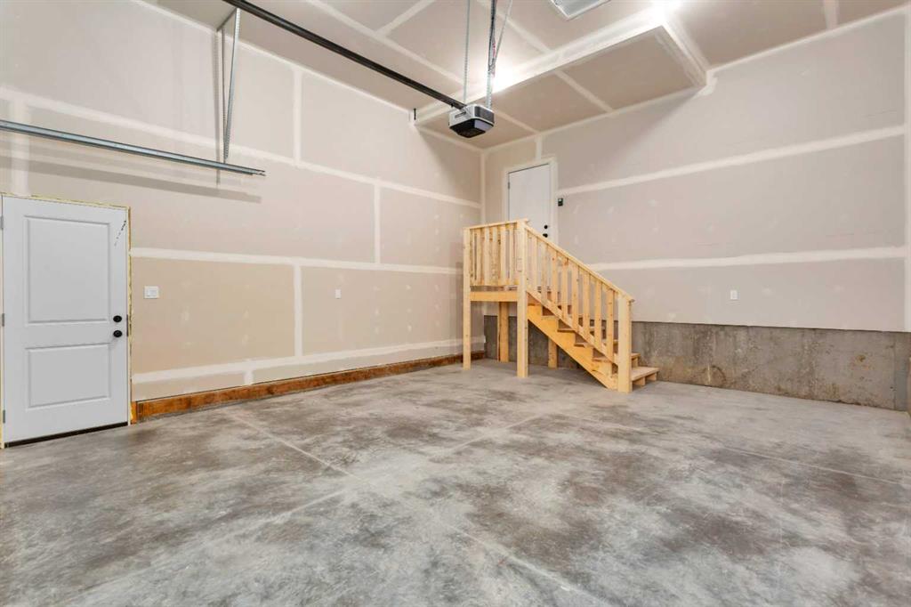 Picture for 122 Norseman Close  https://www.cirrealty.ca/reb/cara/4/A2262574_39.jpg