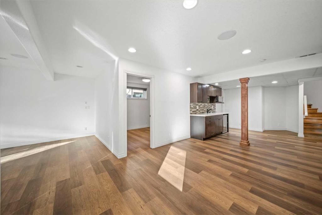 Picture for 116 Allwright Close  https://www.cirrealty.ca/reb/cara/4/A2264094_36.jpg