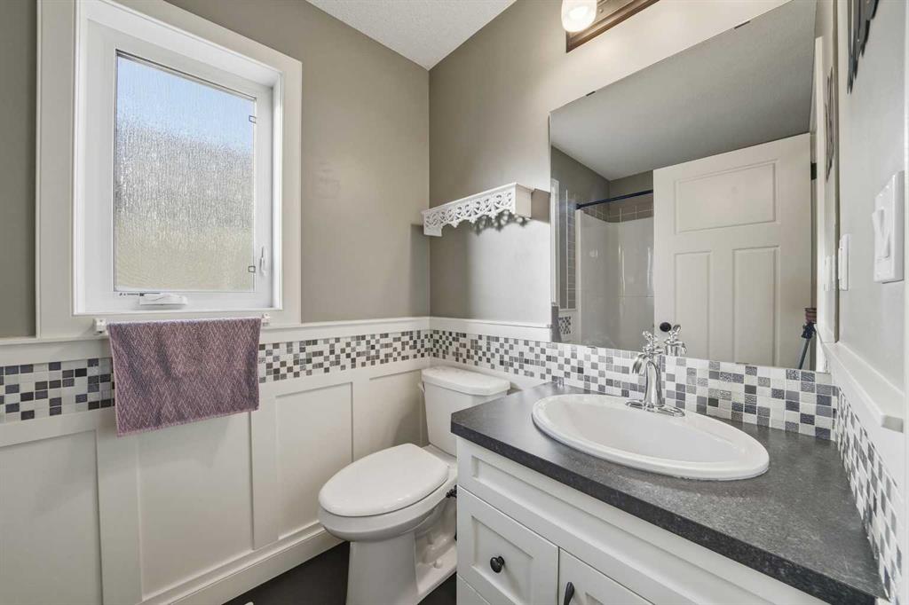 Picture for 199 Robinson Avenue  https://www.cirrealty.ca/reb/cara/4/A2265824_19.jpg