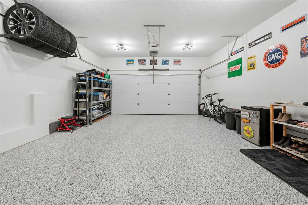 Picture for 199 Robinson Avenue  https://www.cirrealty.ca/reb/cara/4/A2265824_27.jpg