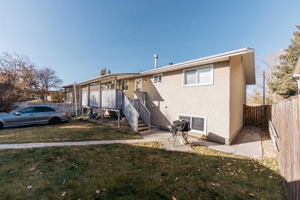 Picture for 35 Oak Street  https://www.cirrealty.ca/reb/cara/4/A2266134_40.jpg