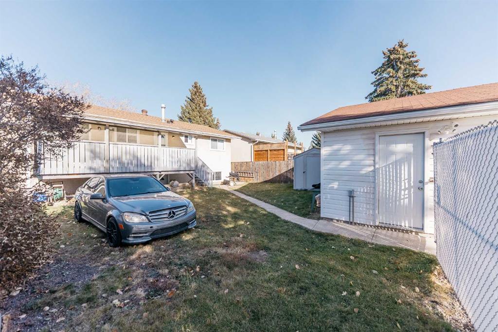 Picture for 35 Oak Street  https://www.cirrealty.ca/reb/cara/4/A2266134_42.jpg