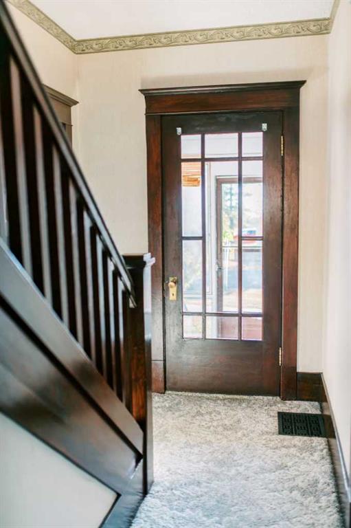 Picture for 221 4th Avenue S