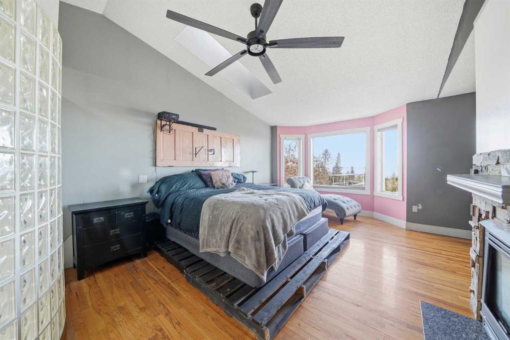 Picture for 36, 41513 Range Road 13   https://www.cirrealty.ca/reb/cara/4/A2266254_15.jpg