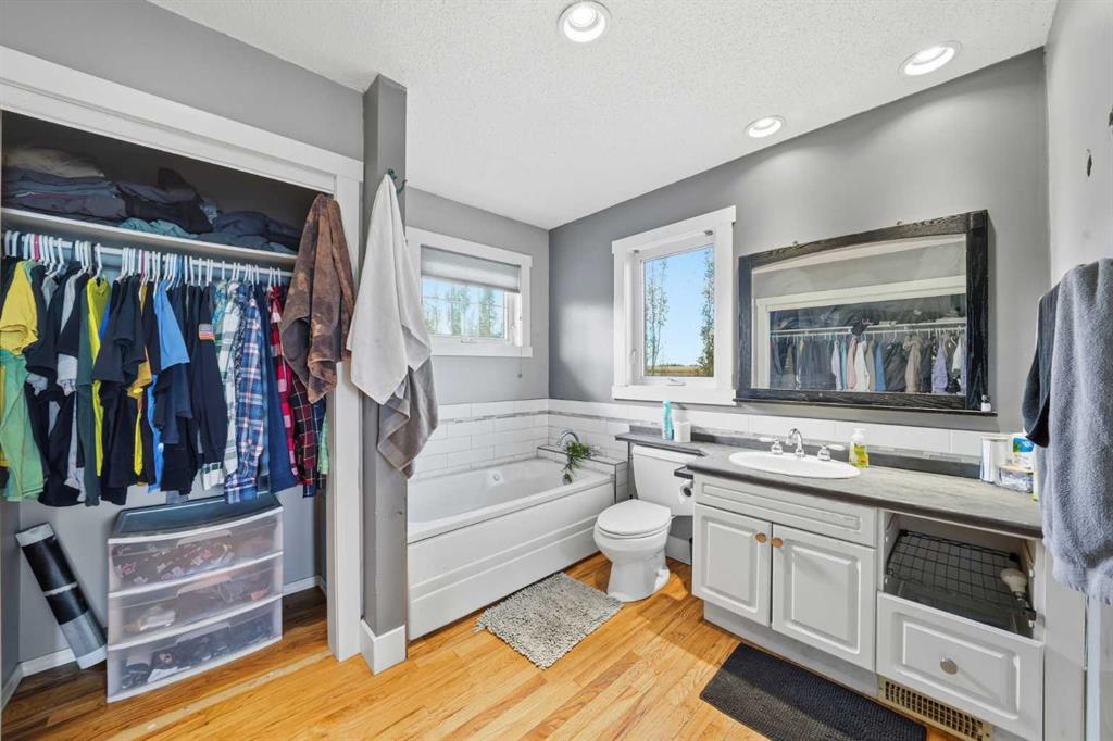 Picture for 36, 41513 Range Road 13   https://www.cirrealty.ca/reb/cara/4/A2266254_17.jpg
