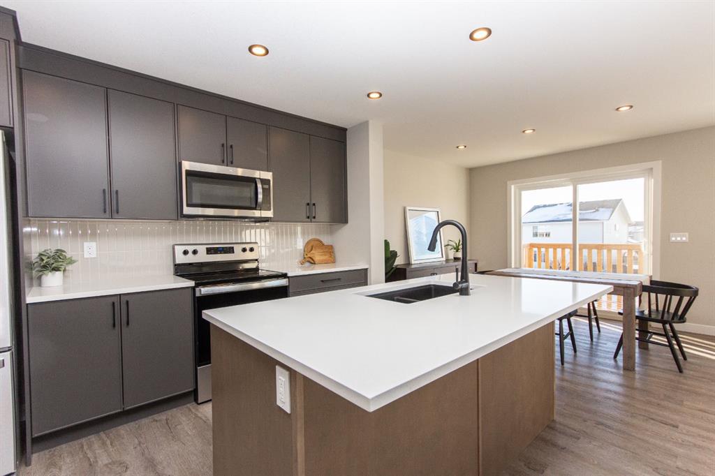 Picture for 73 Bardwell Way  https://www.cirrealty.ca/reb/cara/4/A2266344_10.jpg