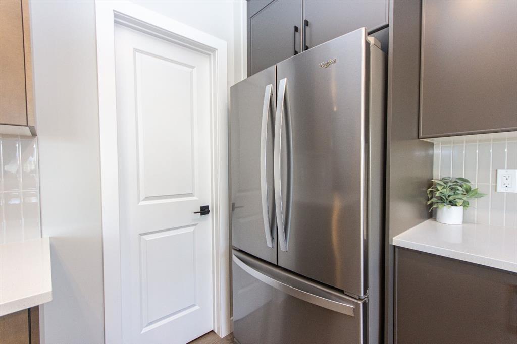 Picture for 73 Bardwell Way  https://www.cirrealty.ca/reb/cara/4/A2266344_15.jpg