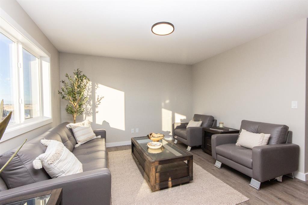 Picture for 73 Bardwell Way  https://www.cirrealty.ca/reb/cara/4/A2266344_22.jpg