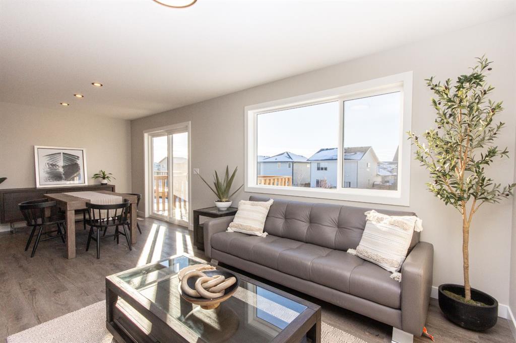 Picture for 73 Bardwell Way  https://www.cirrealty.ca/reb/cara/4/A2266344_23.jpg