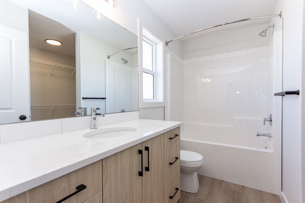 Picture for 17 Trinity Street  https://www.cirrealty.ca/reb/cara/4/A2266584_14.jpg