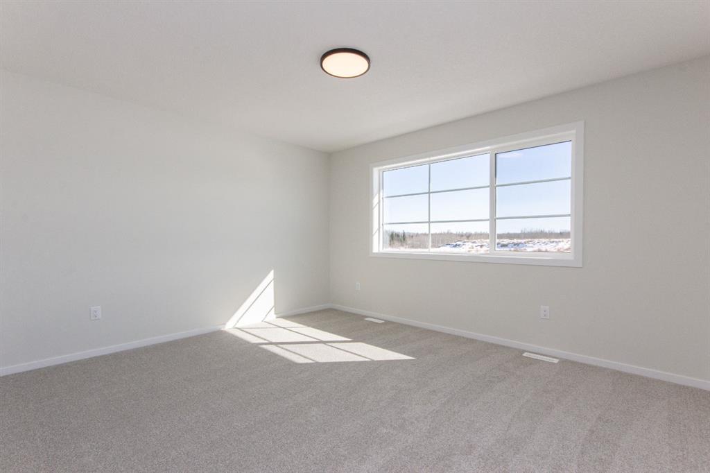 Picture for 17 Trinity Street  https://www.cirrealty.ca/reb/cara/4/A2266584_19.jpg