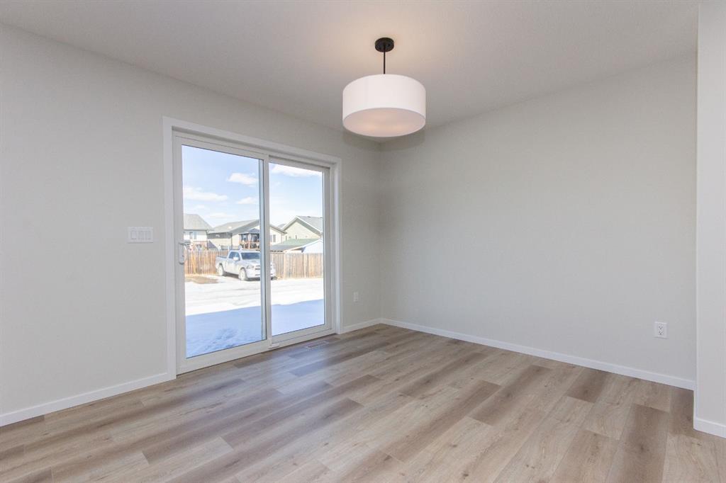 Picture for 17 Trinity Street  https://www.cirrealty.ca/reb/cara/4/A2266584_8.jpg