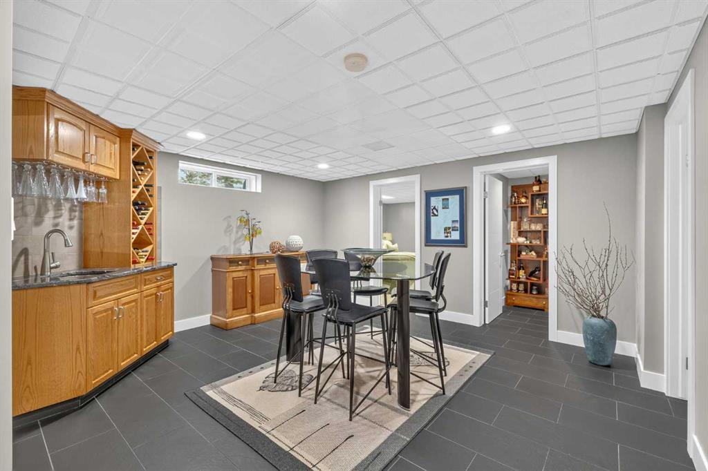 Picture for 398 Marina Bay Place  https://www.cirrealty.ca/reb/cara/4/A2266654_33.jpg
