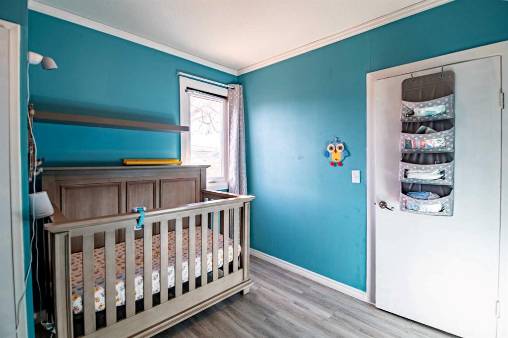 Picture for 3905 50 Street  https://www.cirrealty.ca/reb/cara/4/A2266694_22.jpg