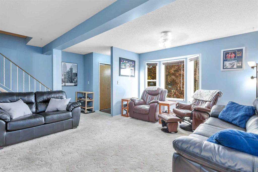 Picture for 83 Elwell Close  https://www.cirrealty.ca/reb/cara/4/A2266734_7.jpg