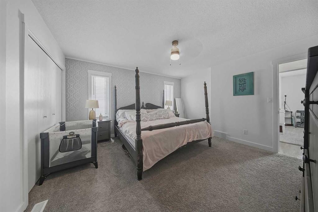 Picture for 39 Denison Crescent  https://www.cirrealty.ca/reb/cara/4/A2266944_15.jpg