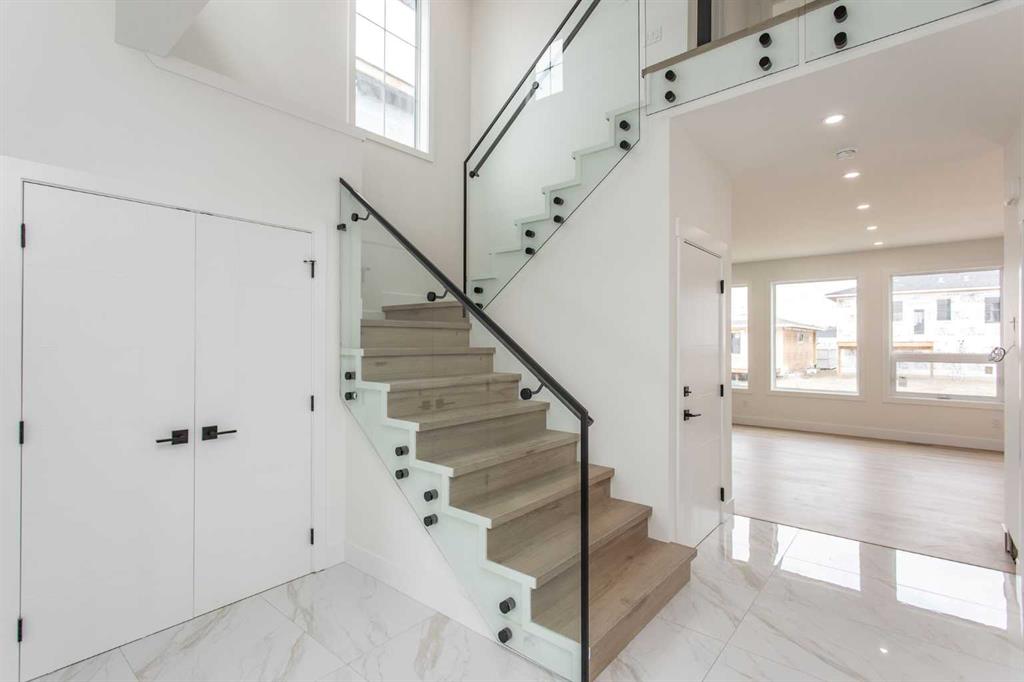 Picture for 17 Thatcher Avenue 