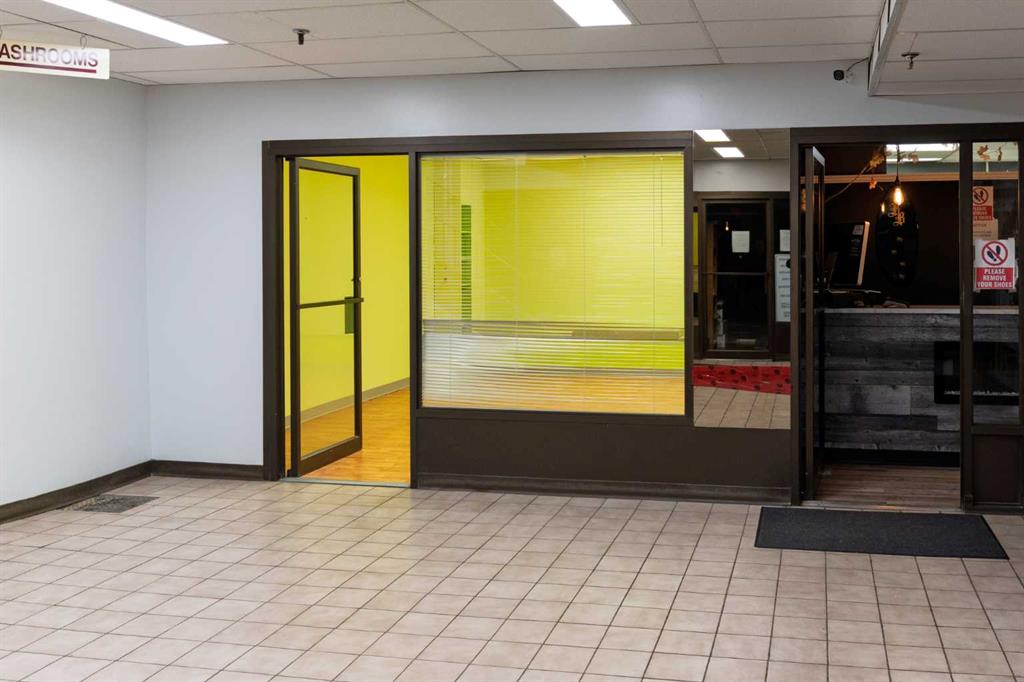 Picture for 101, 4929 50 Street 