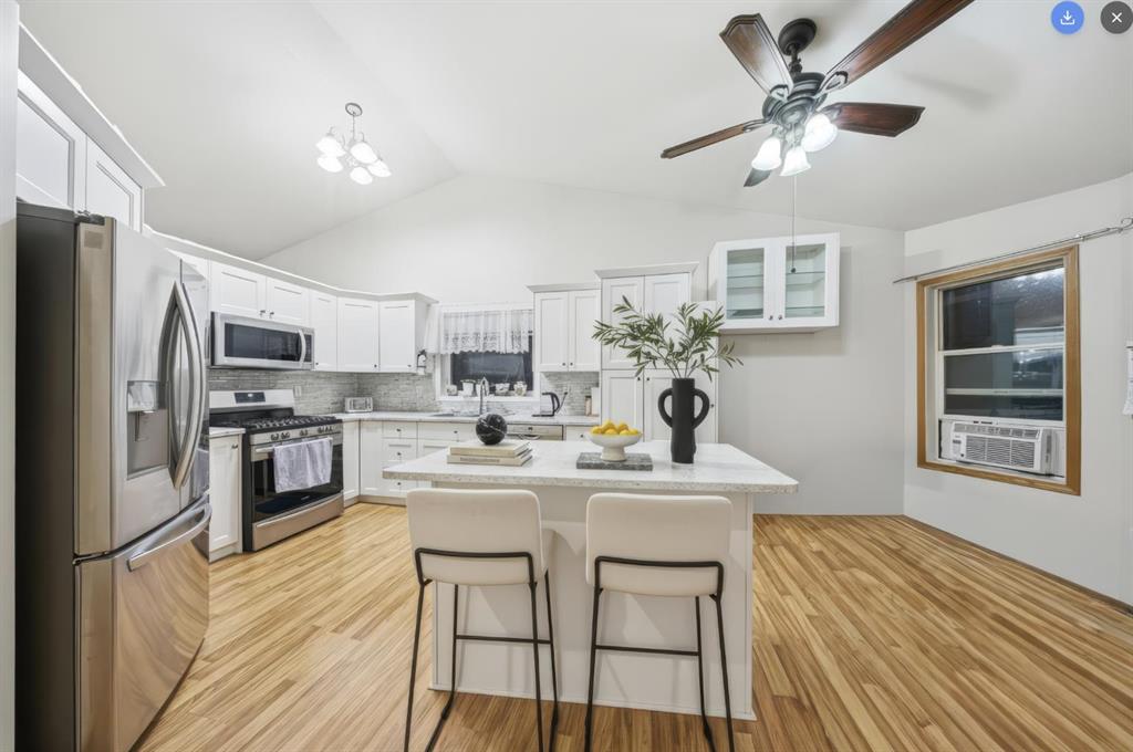 Picture for 5905 61 Avenue 