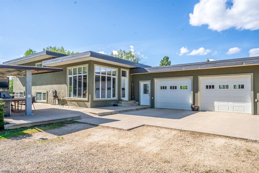 Picture for 44137 Range Road 201  