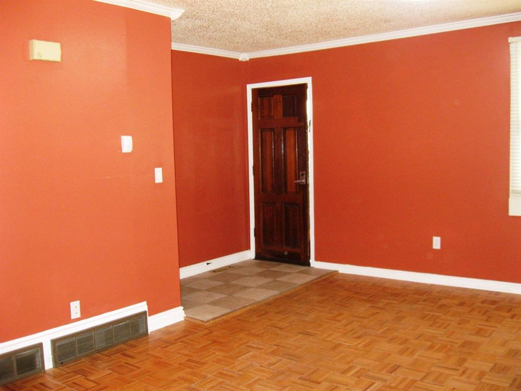 Picture for 5707 57 Avenue 